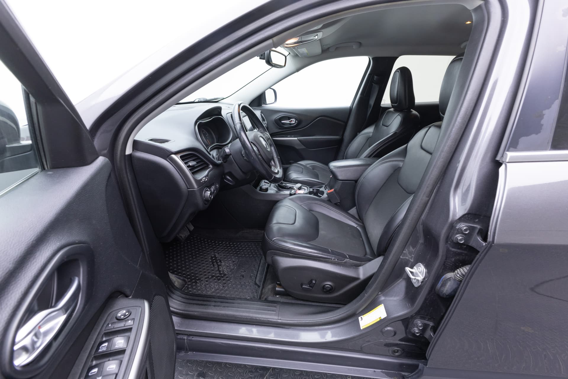 JEEP Cherokee 2019 - 10