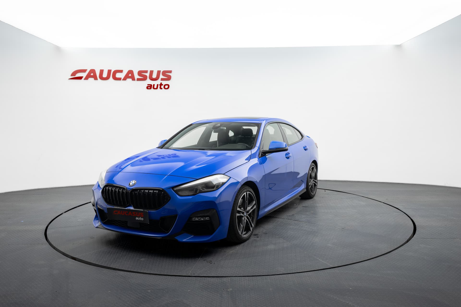 BMW 228i 2021 - 1