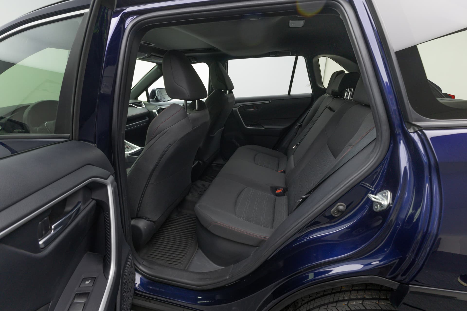 TOYOTA RAV4 2023 - 3