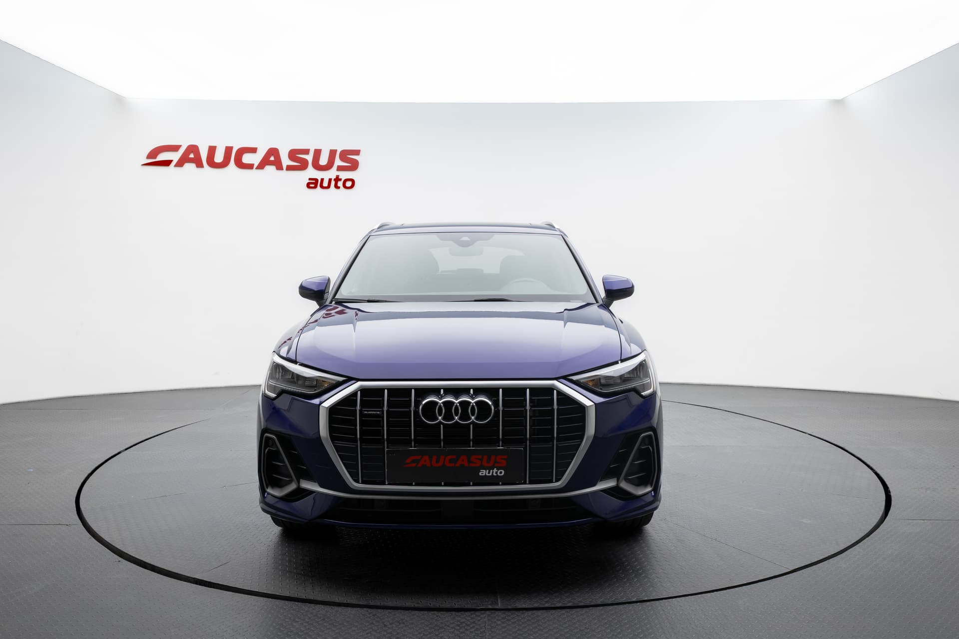 AUDI Q3 2022 - 2