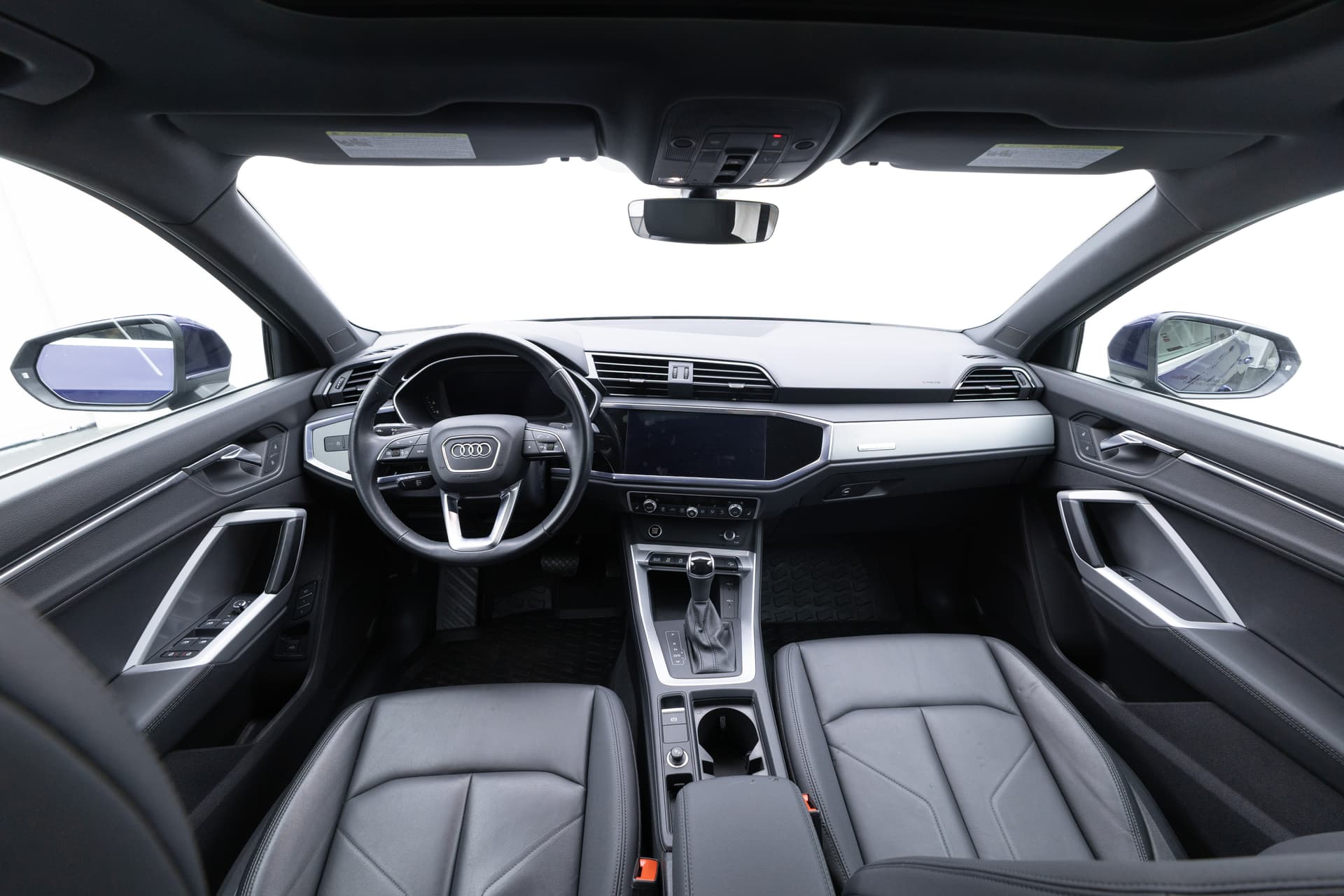 AUDI Q3 2022 - 9