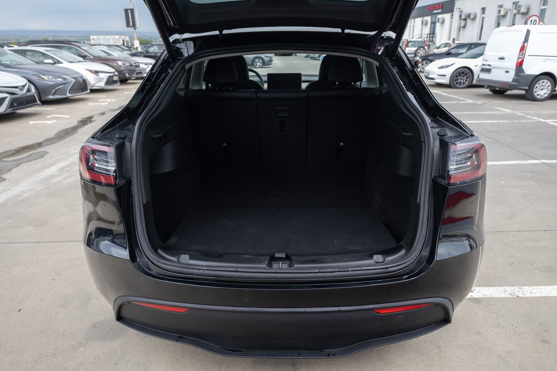 TESLA Model Y 2023 - 7
