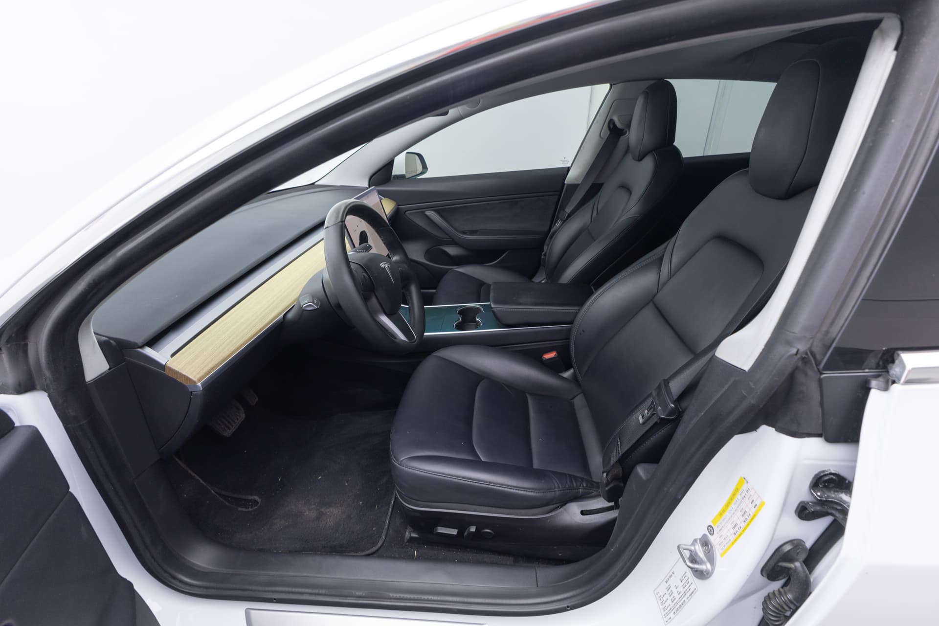 TESLA Model 3 2019 - 10