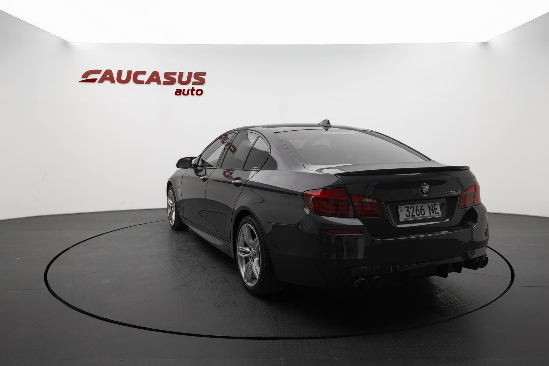 BMW 530i 2014 - 6