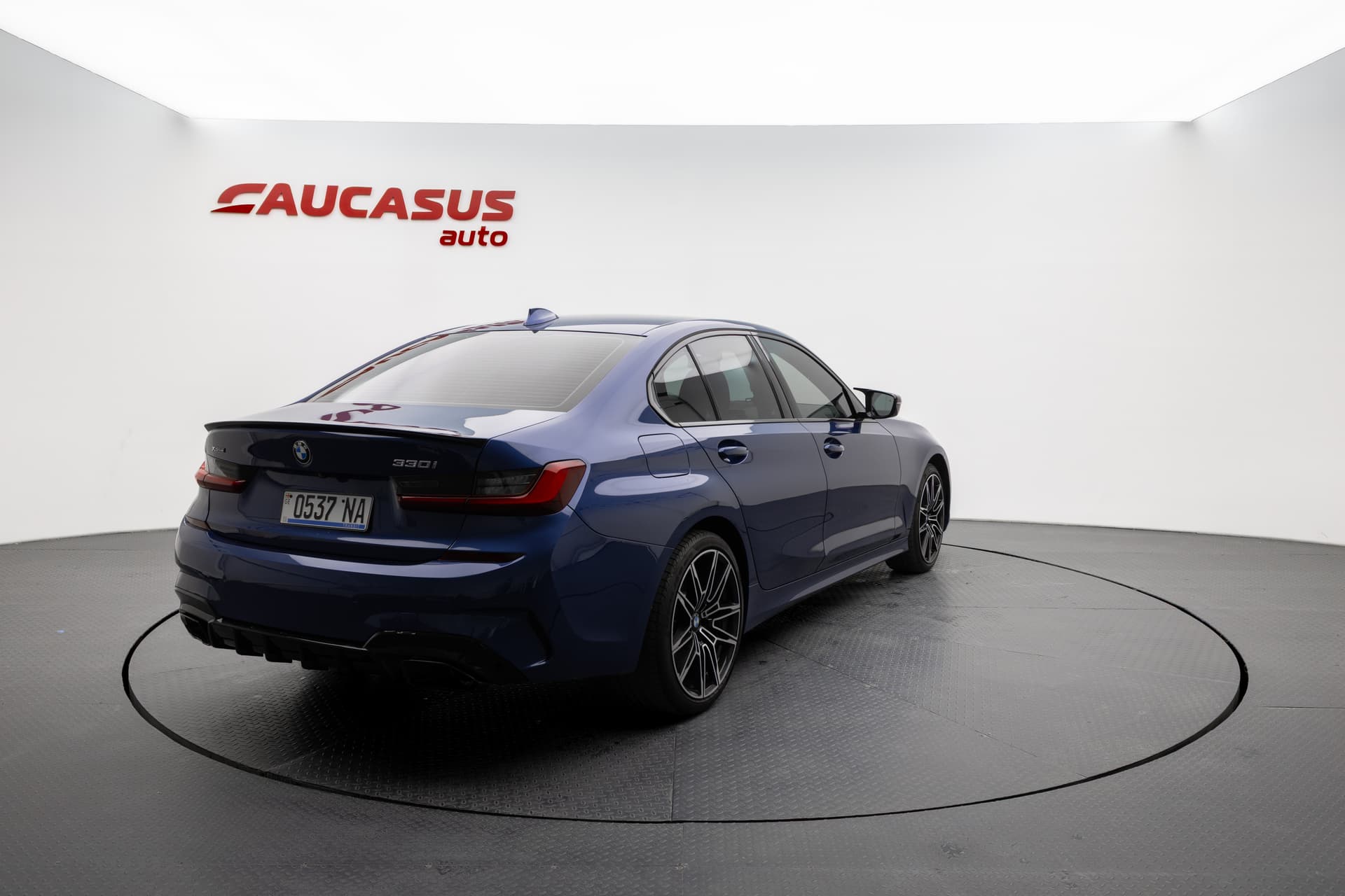 BMW 330xi 2022 - 4