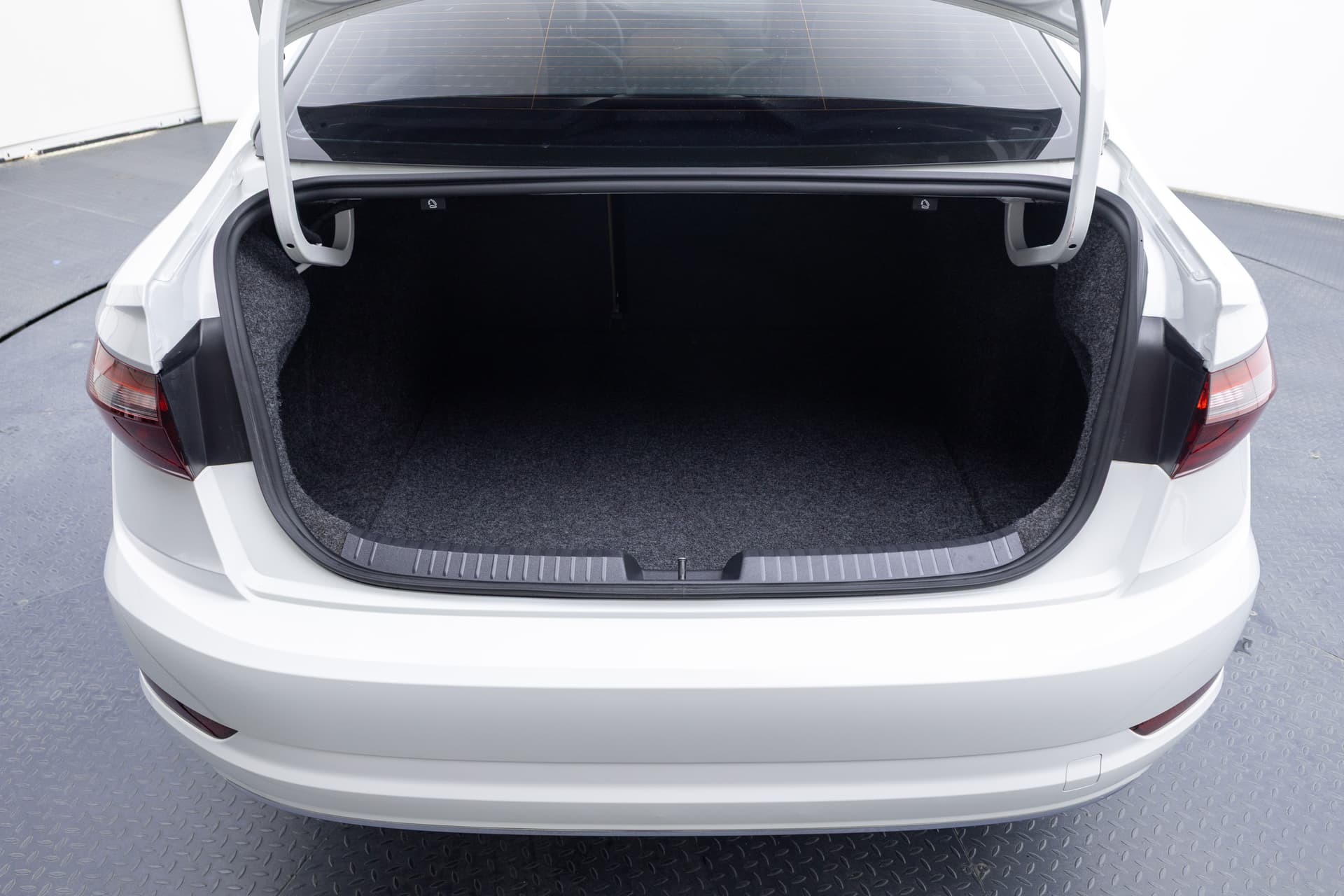 VOLKSWAGEN Jetta 2020 - 7