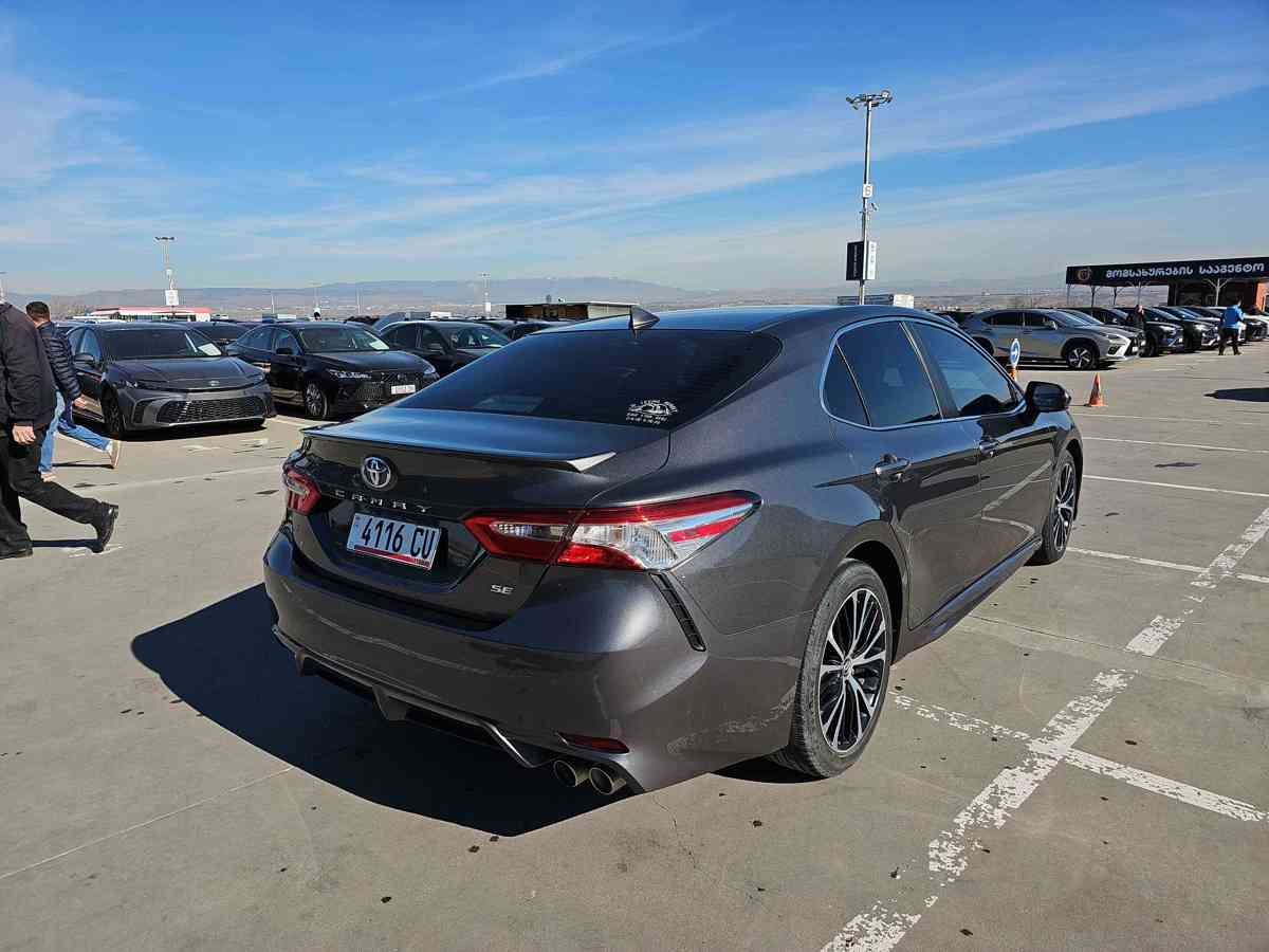 TOYOTA Camry 2020 - 7