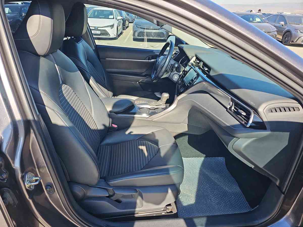 TOYOTA Camry 2020 - 4