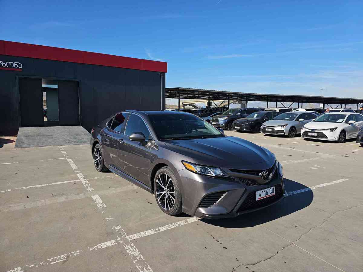 TOYOTA Camry 2020 - 3