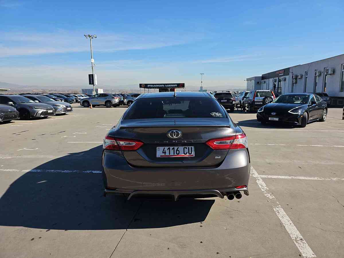 TOYOTA Camry 2020 - 8