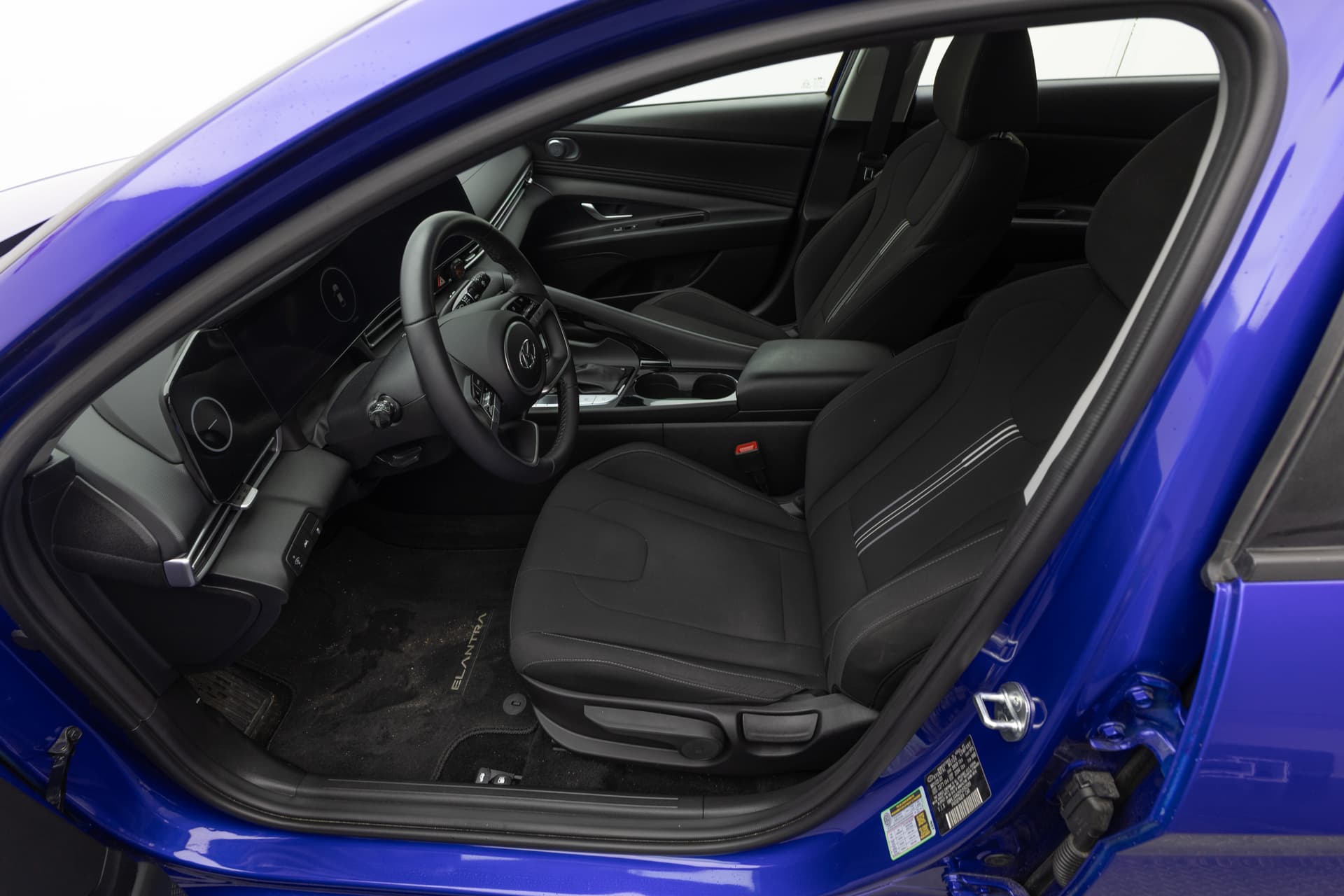 HYUNDAI Elantra 2023 - 10