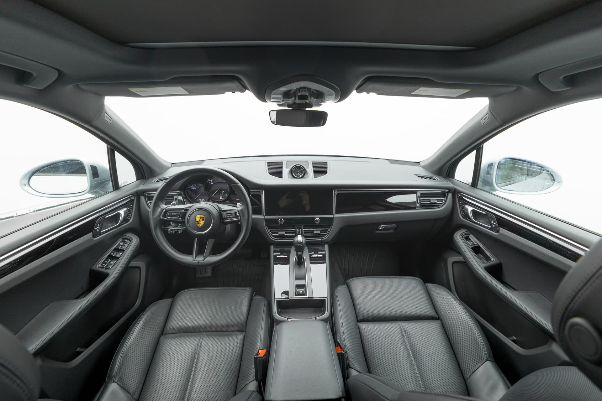 PORSCHE Macan 2023 - 10