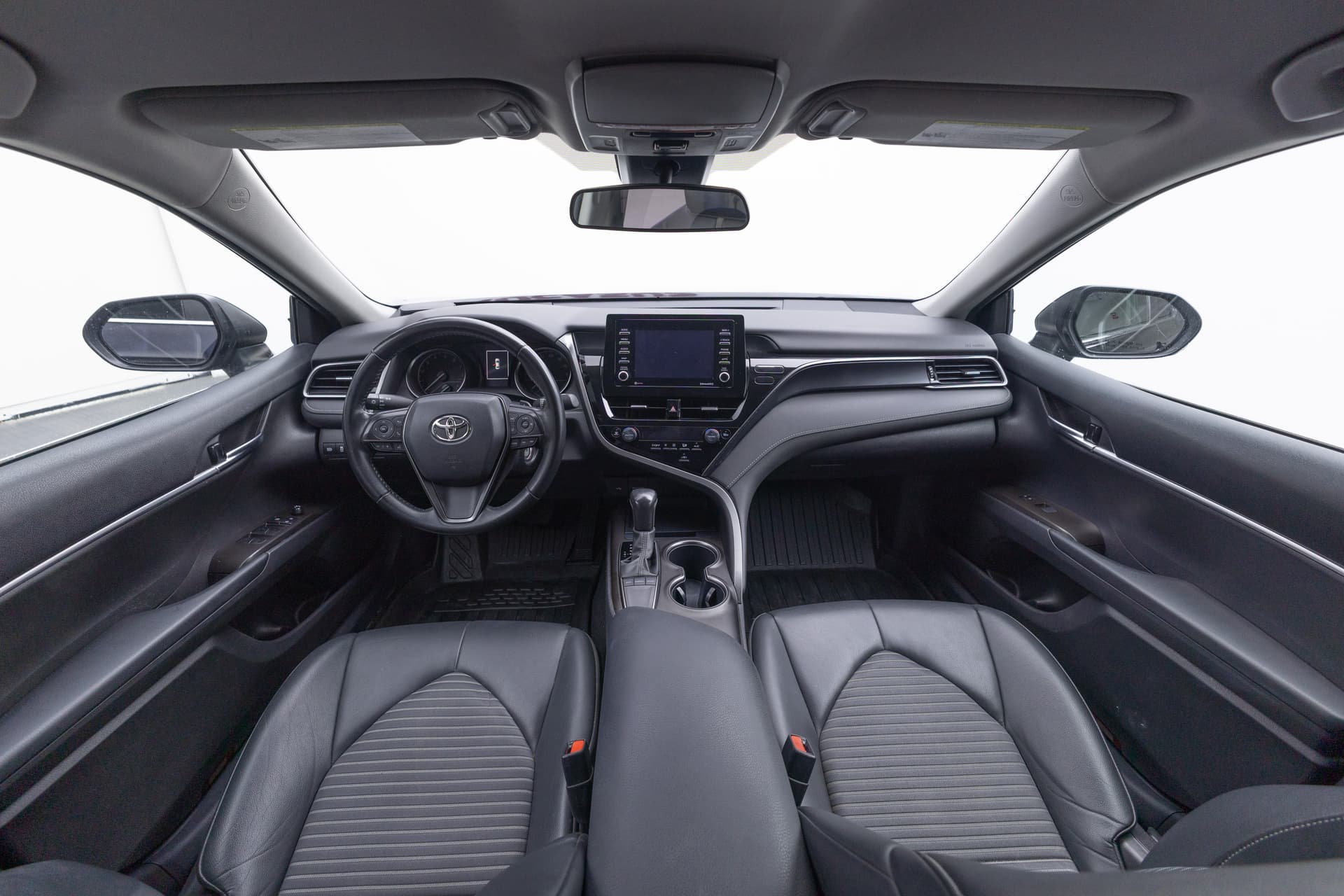 TOYOTA Camry 2022 - 8