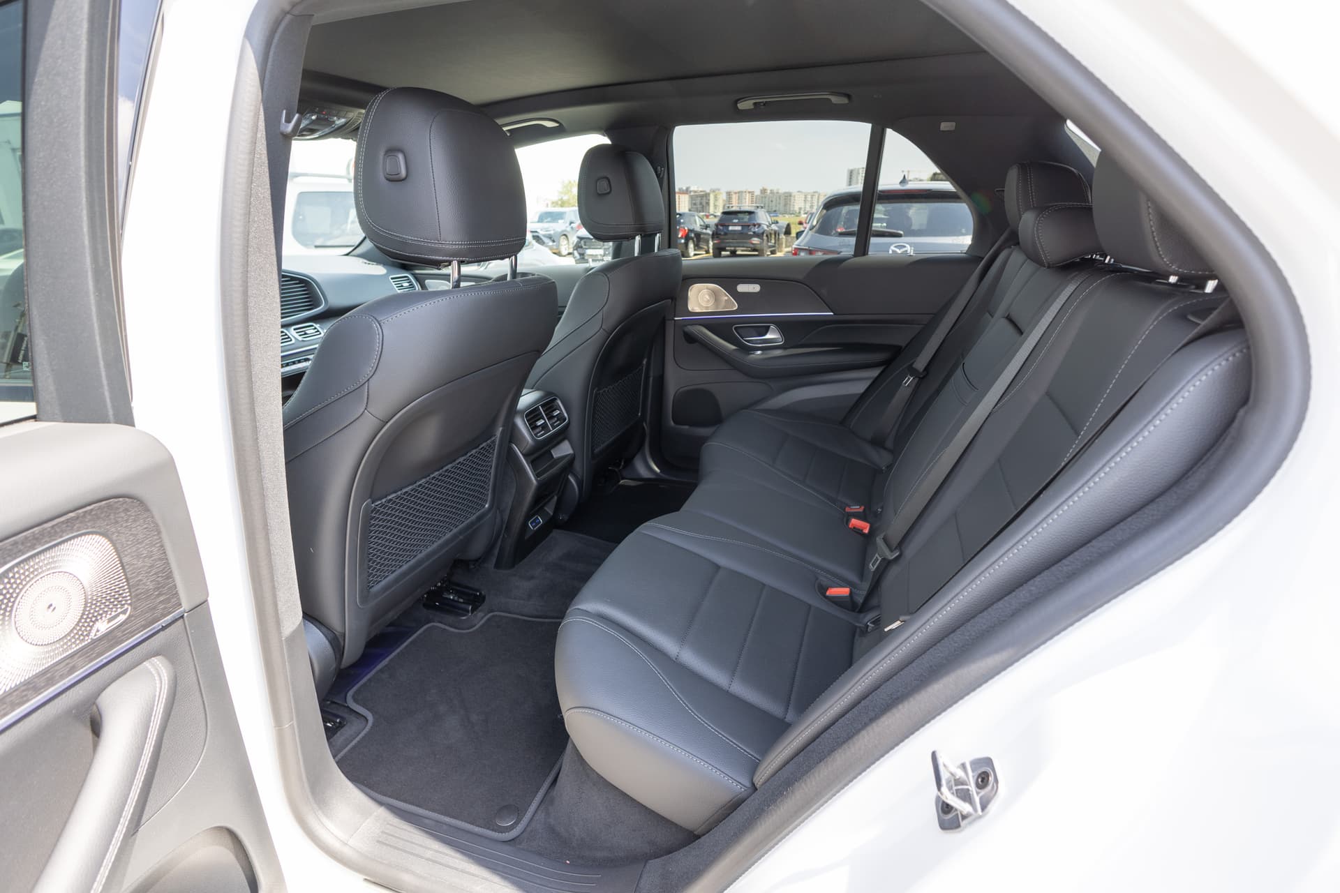 MERCEDES-BENZ GLE-Class 2025 - 8