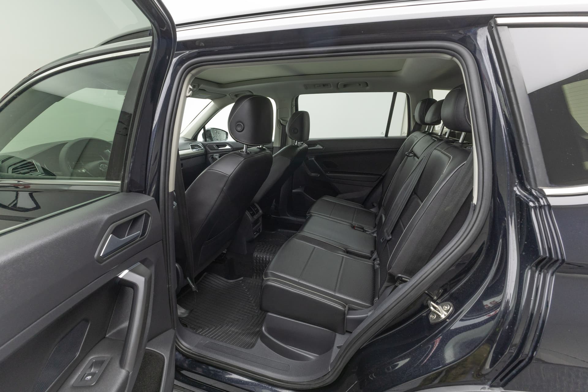 VOLKSWAGEN Tiguan 2021 - 8