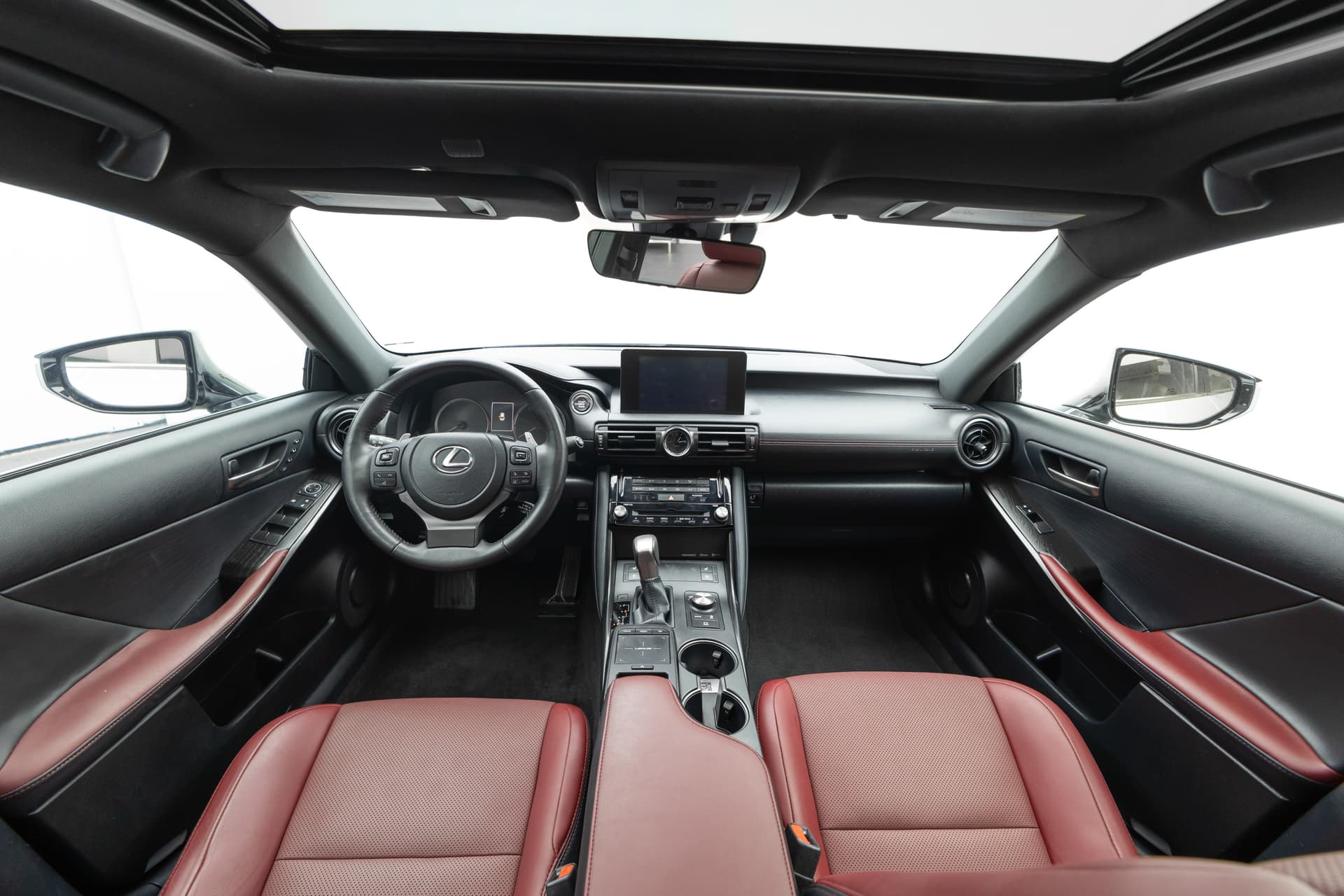 LEXUS IS 300 2023 - 9