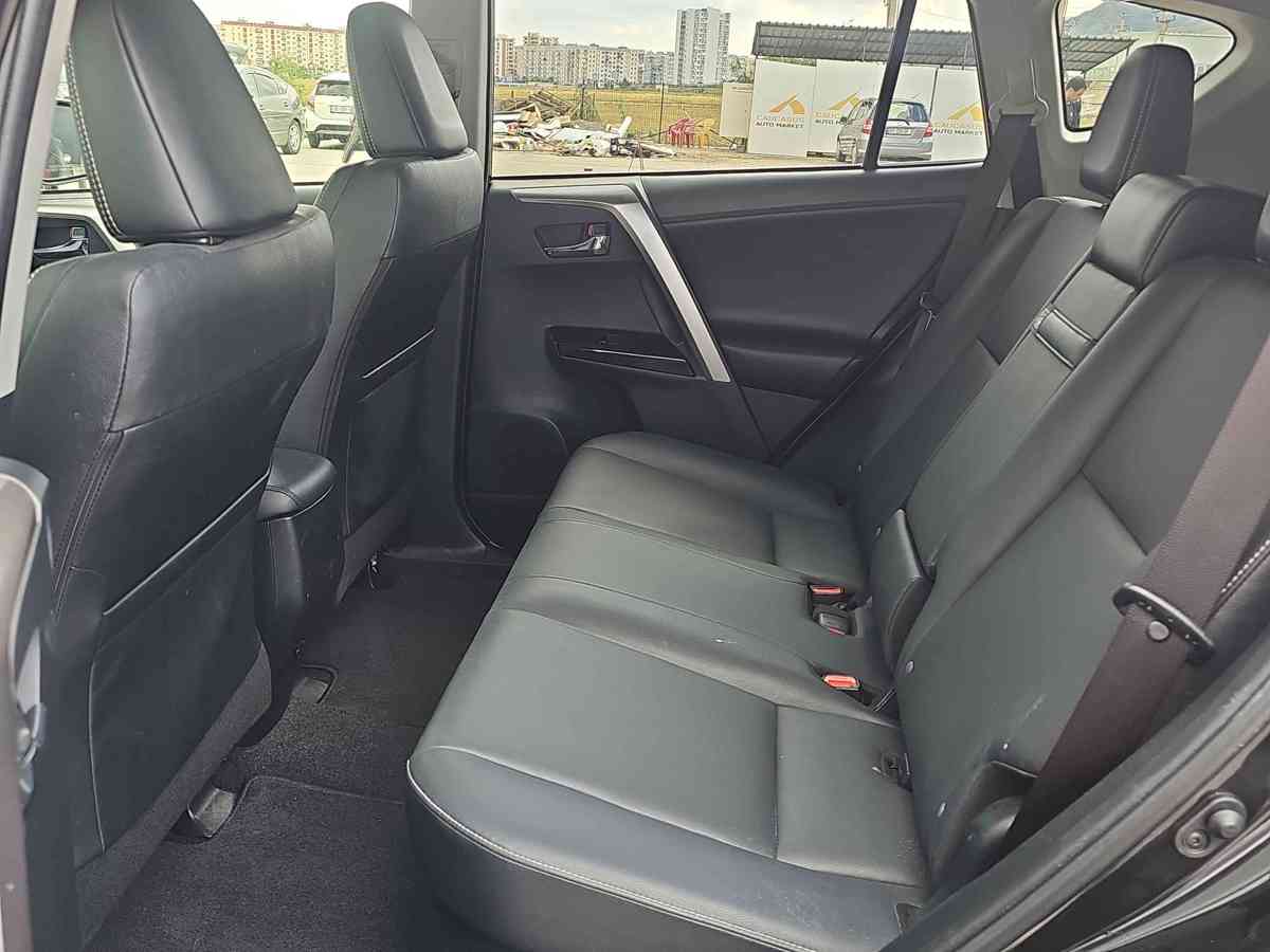 TOYOTA RAV4 2017 - 7
