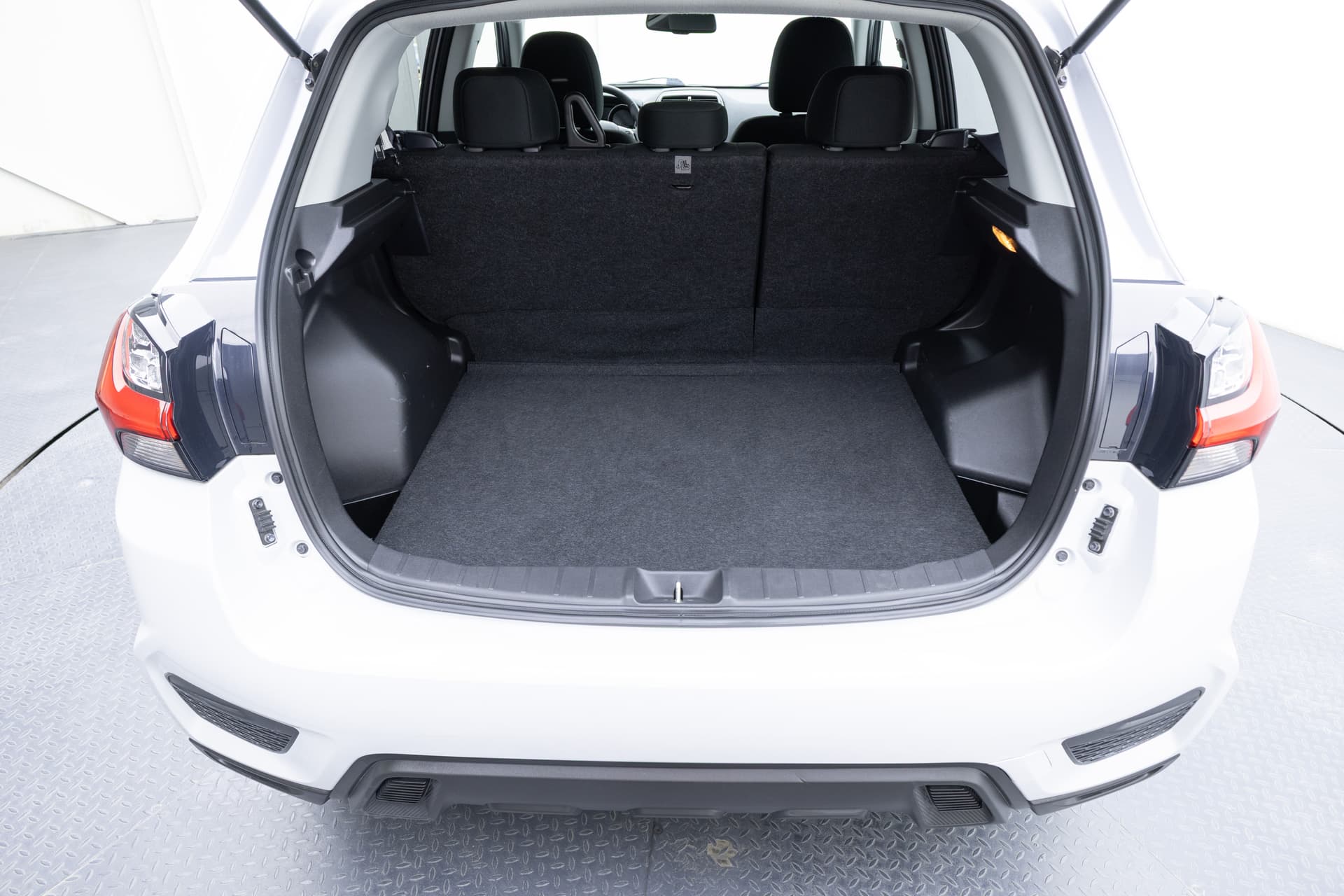 MITSUBISHI Outlander Sport 2023 - 7