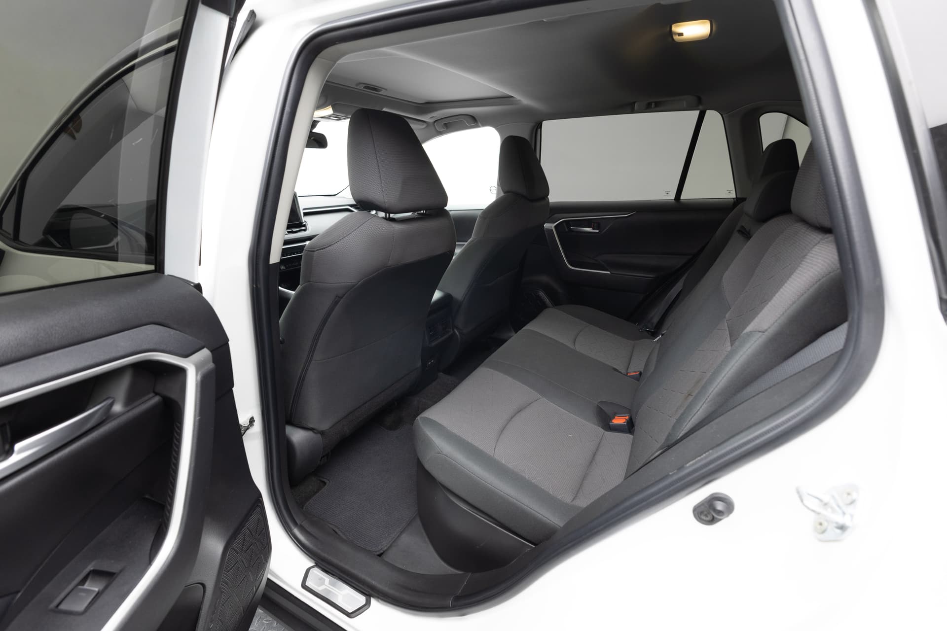 TOYOTA RAV4 2023 - 8