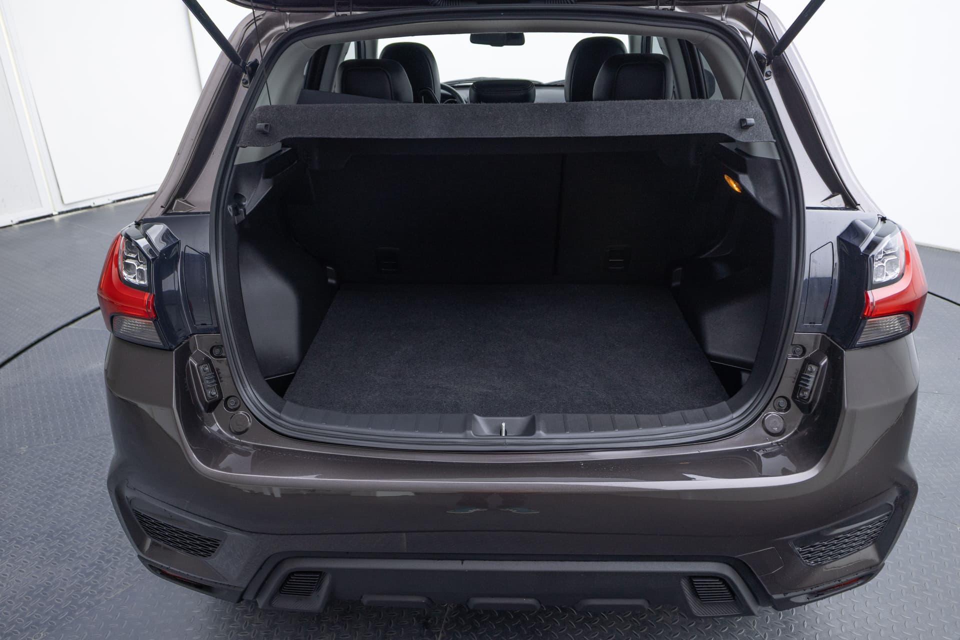 MITSUBISHI Outlander Sport 2023 - 8