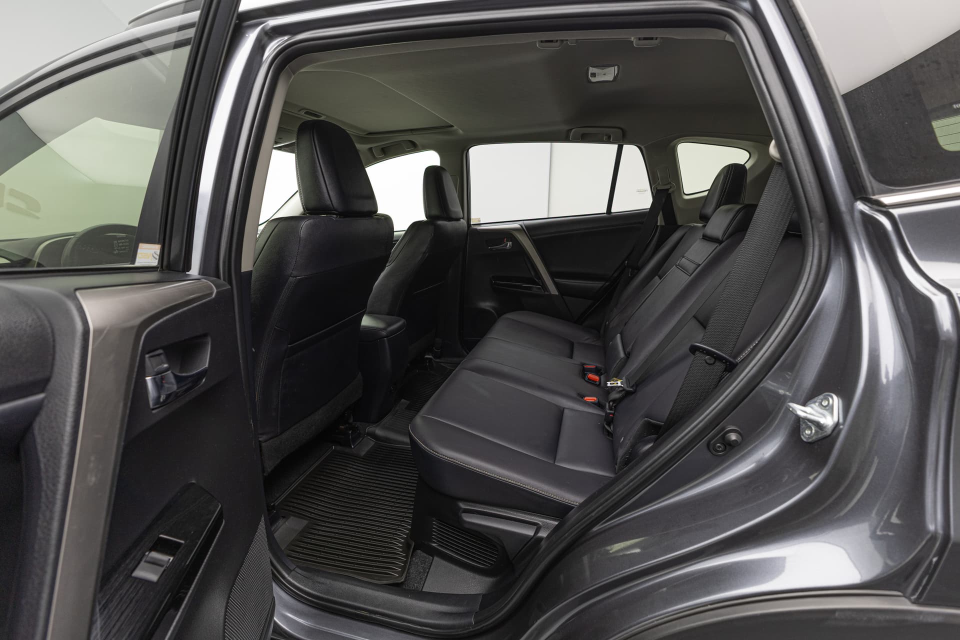 TOYOTA RAV4 2018 - 8