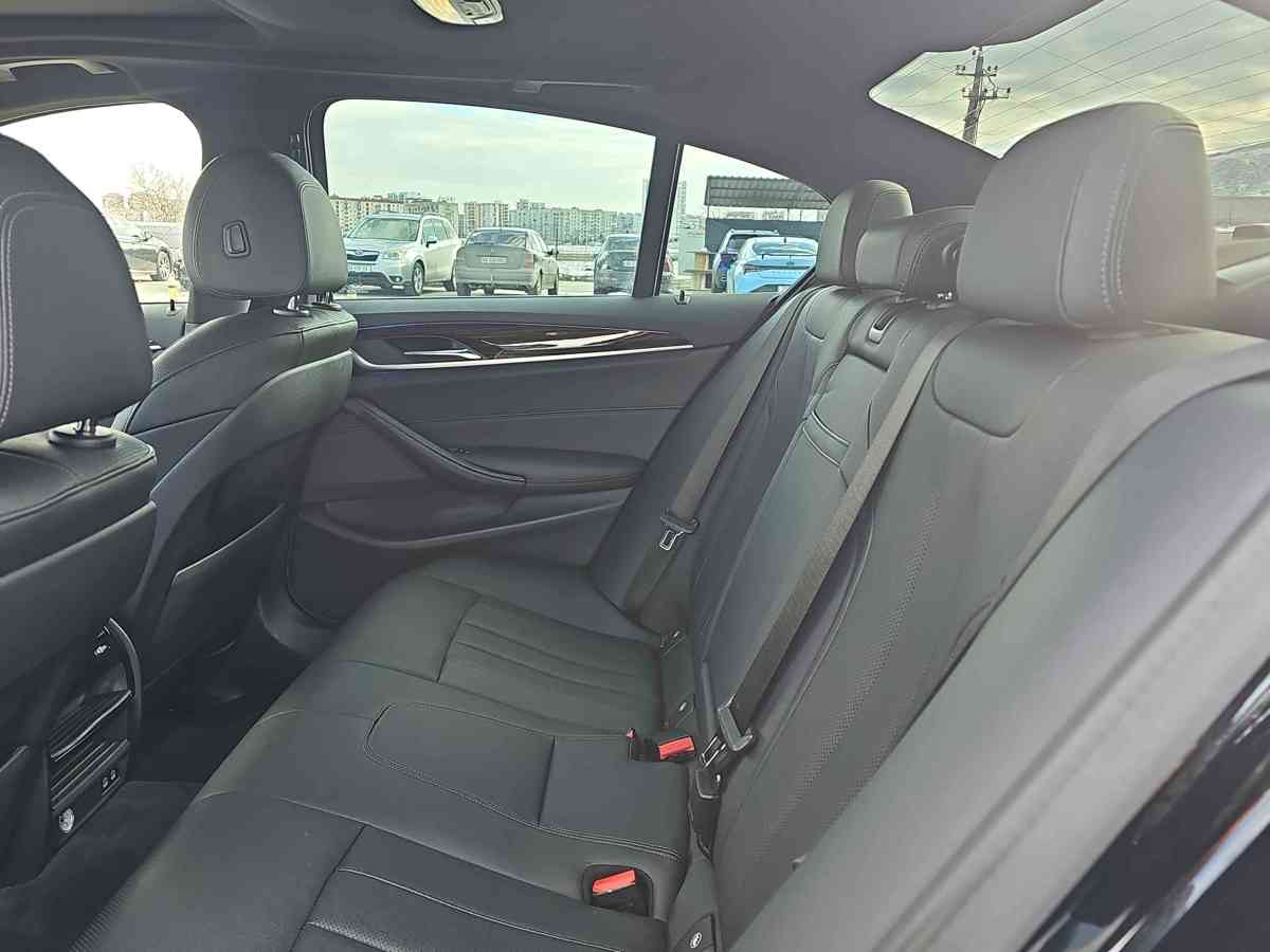 BMW 530i 2021 - 7