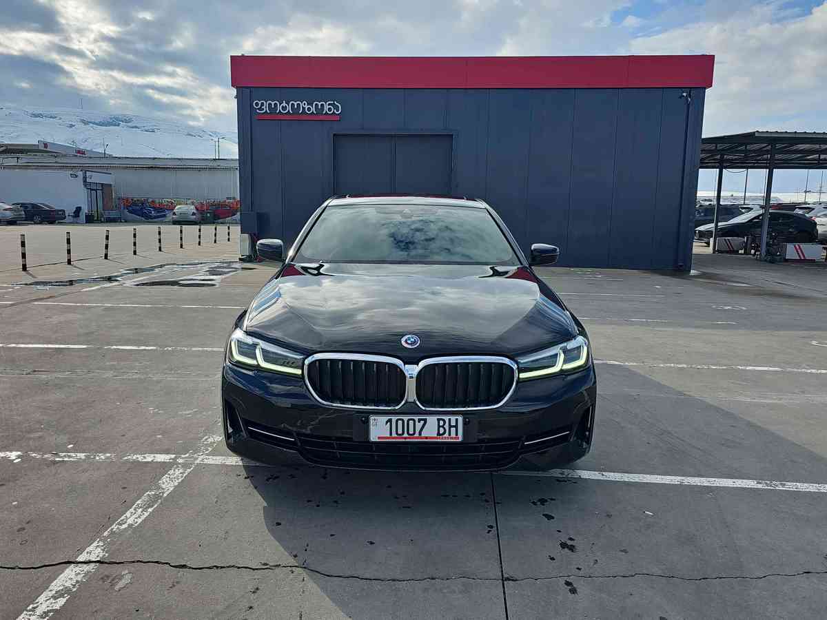 BMW 530i 2021 - 2
