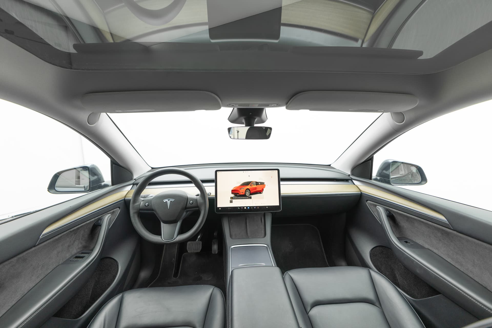 TESLA Model Y 2023 - 10