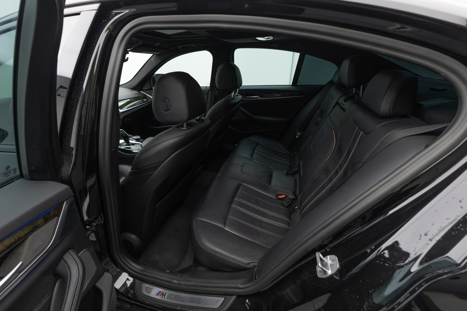 BMW 540i 2023 - 8