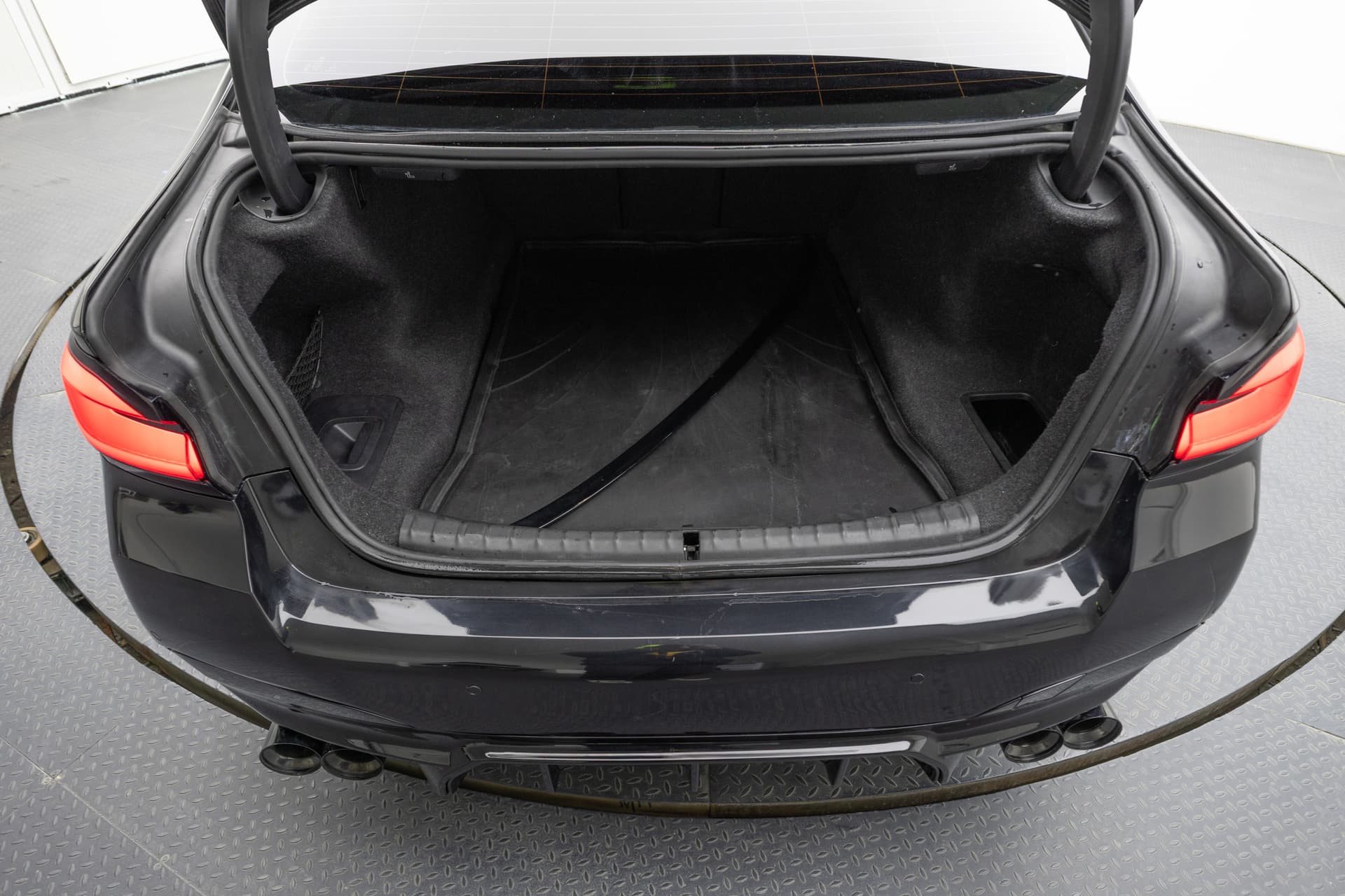 BMW 540i 2023 - 7