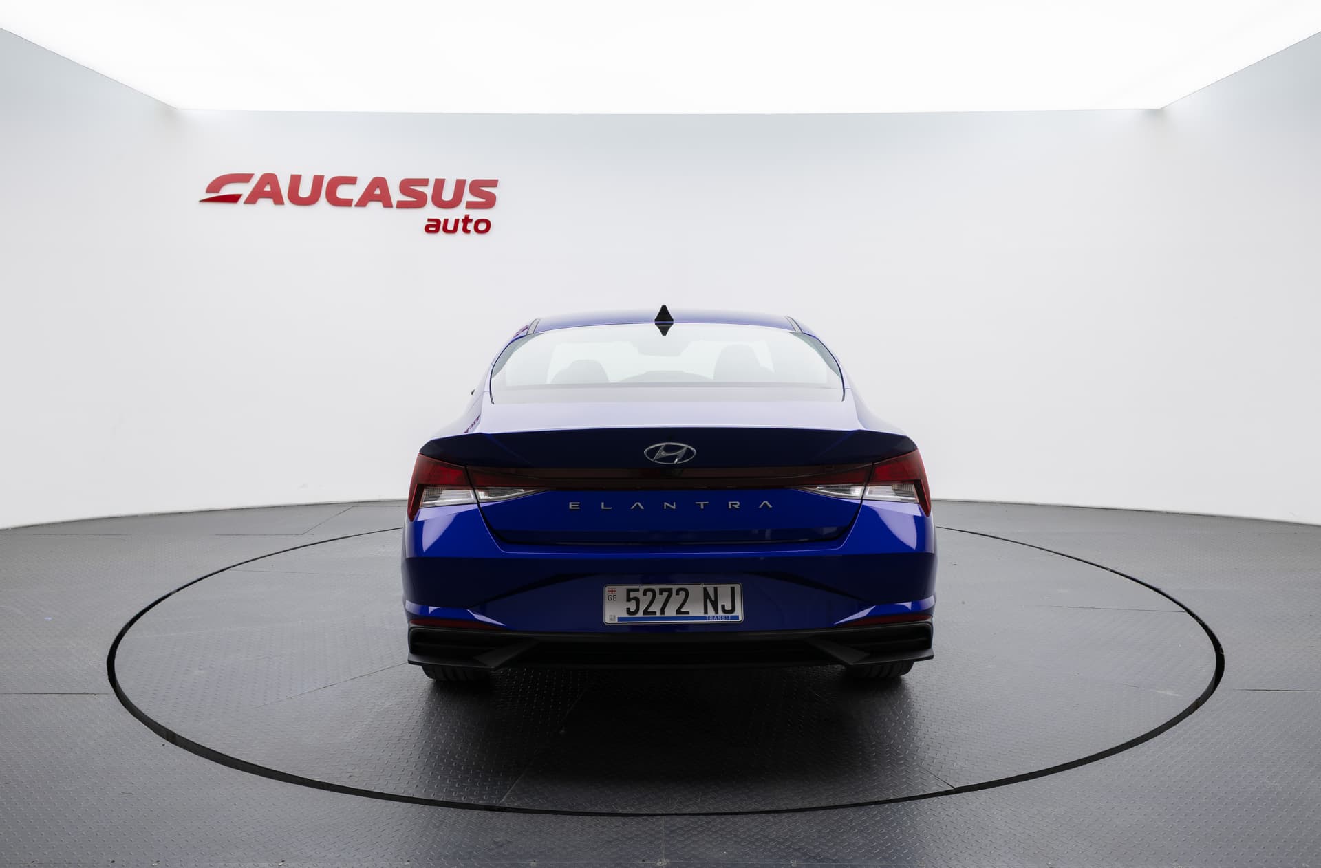 HYUNDAI Elantra 2023 - 5