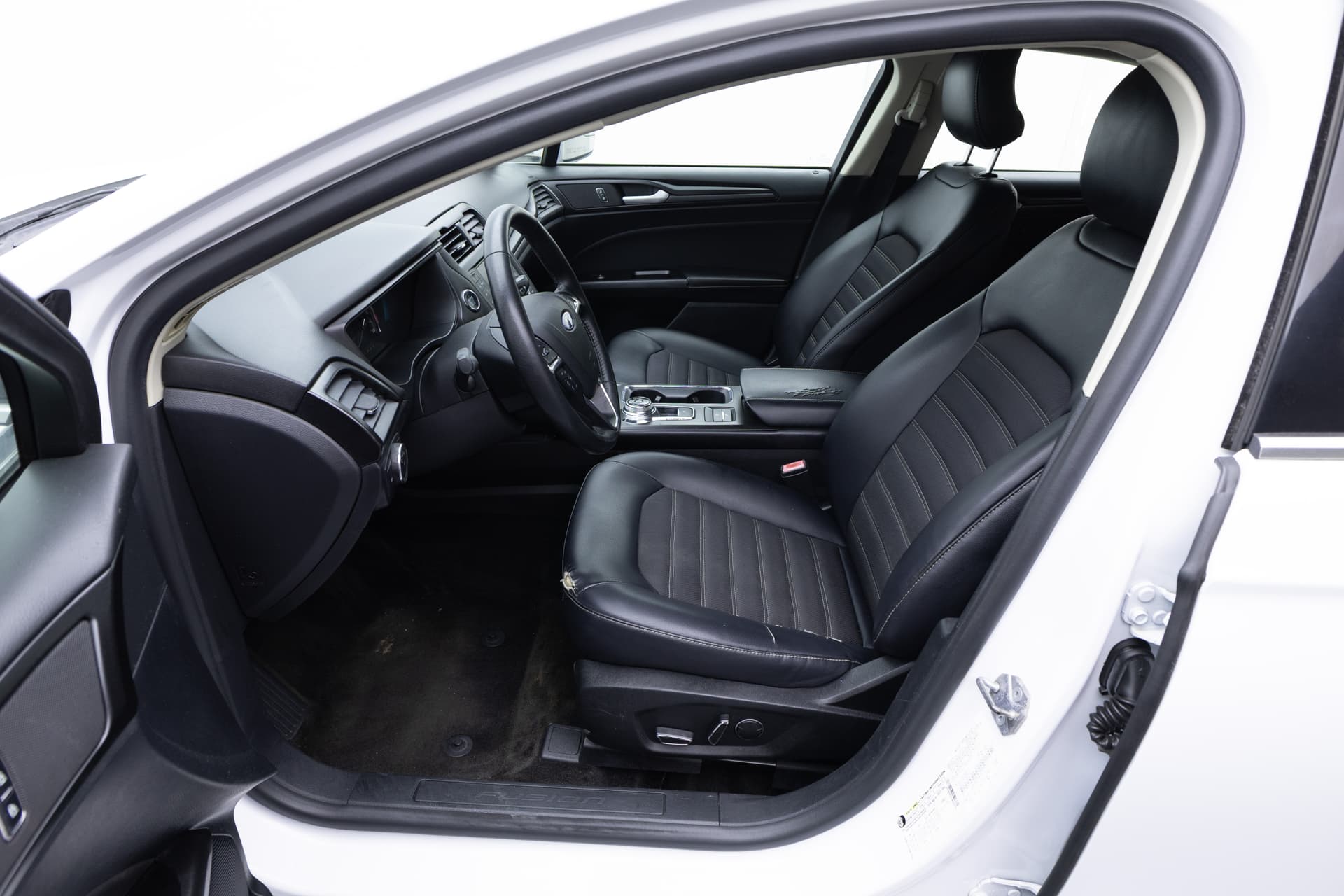 FORD Fusion 2018 - 10