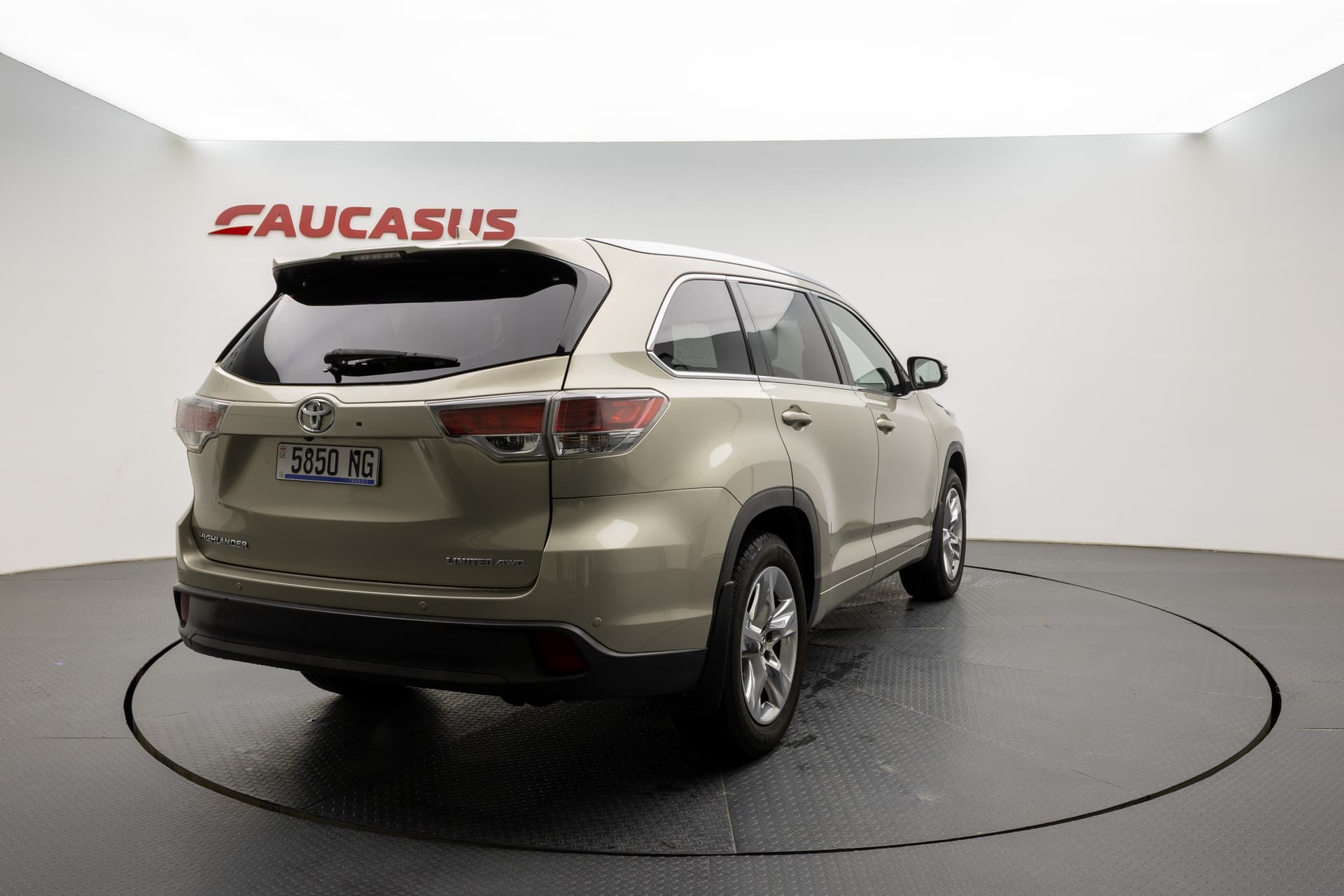 TOYOTA Highlander 2016 - 6
