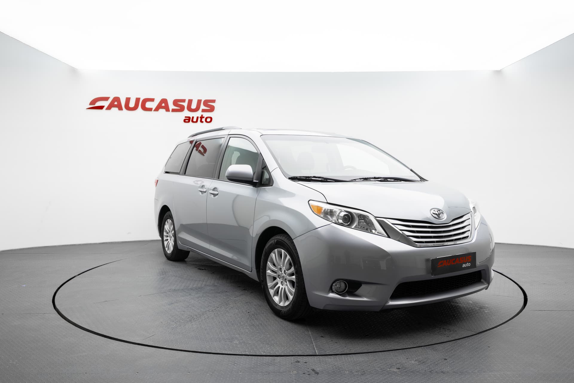 TOYOTA Sienna 2017 - 3