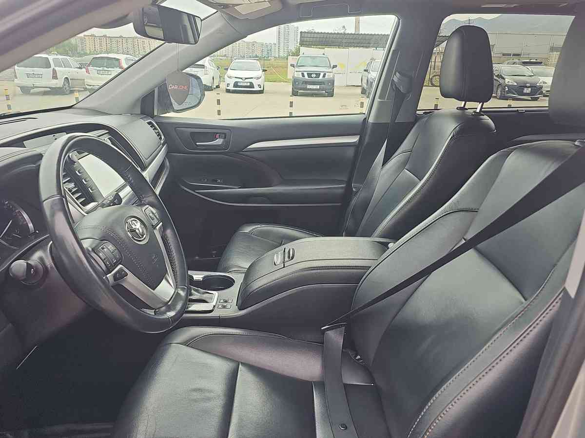 TOYOTA Highlander 2019 - 10