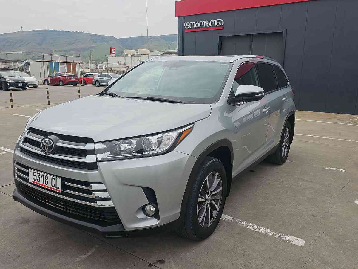 TOYOTA Highlander 2019 - 1