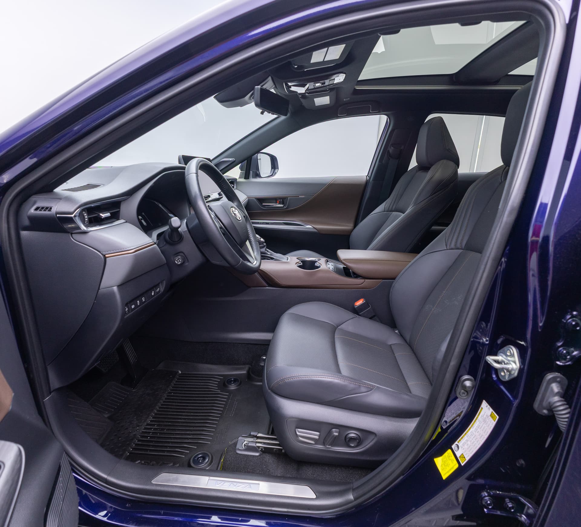 TOYOTA Venza 2024 - 10