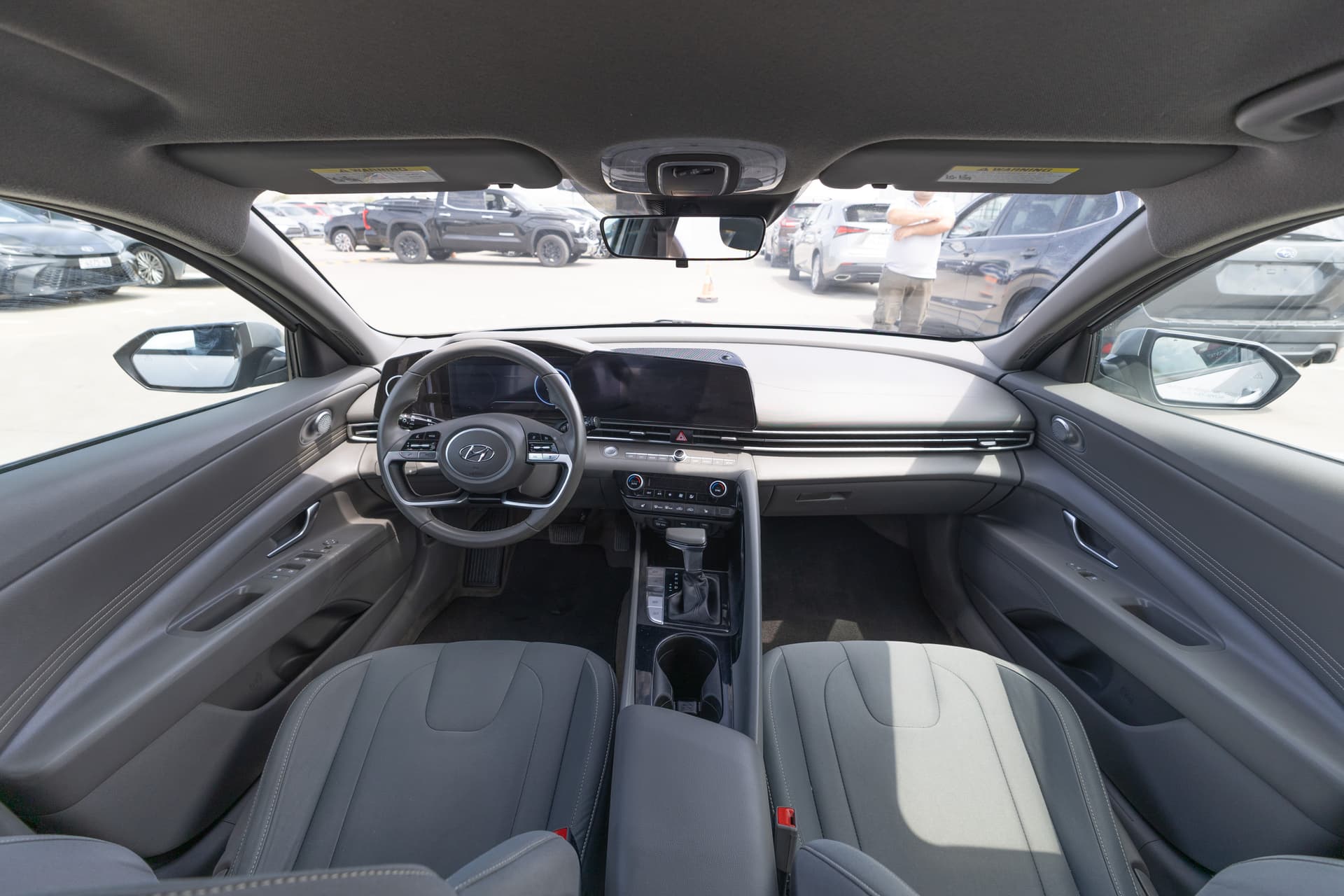 HYUNDAI Elantra 2023 - 10