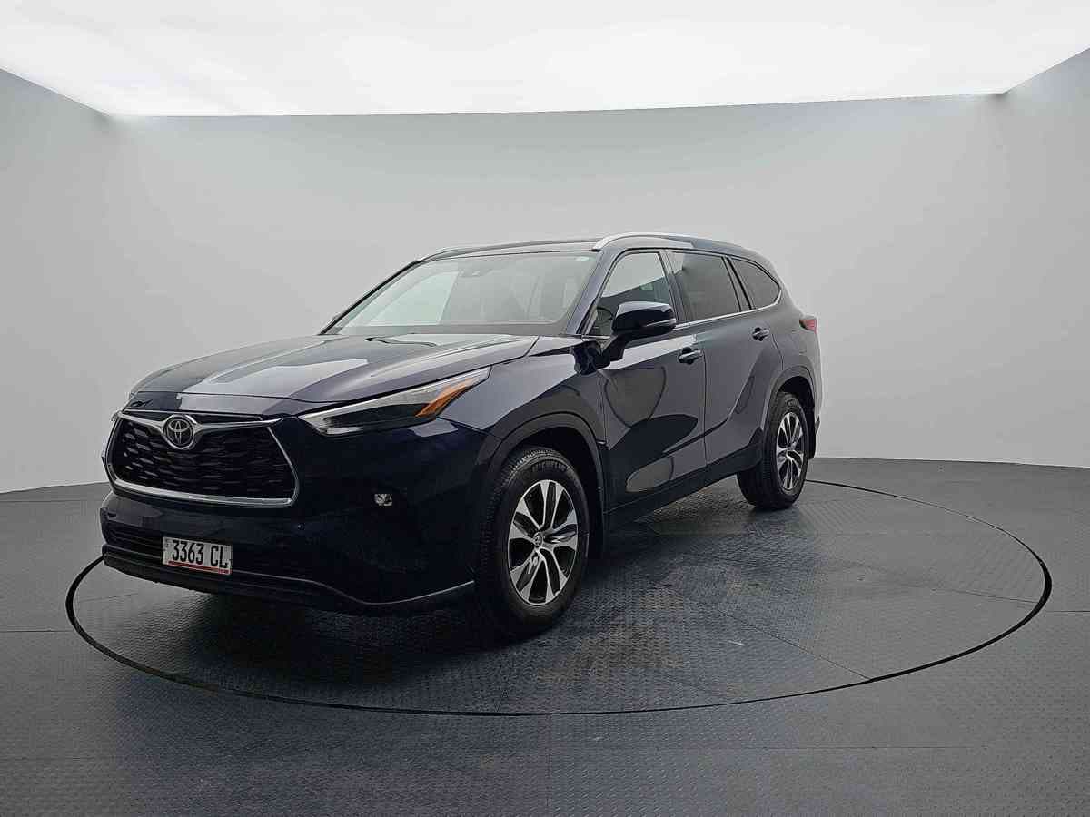TOYOTA Highlander 2022 - 3