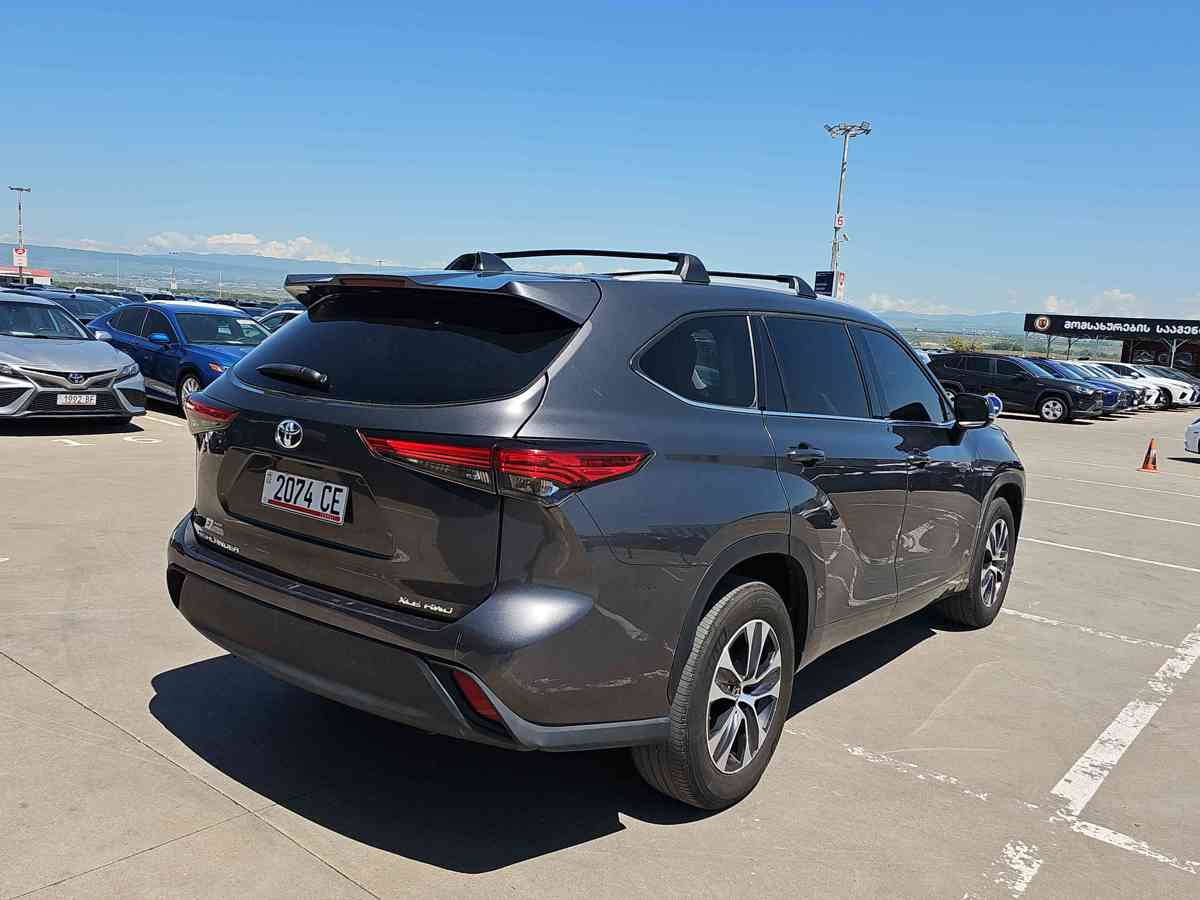 TOYOTA Highlander 2022 - 4