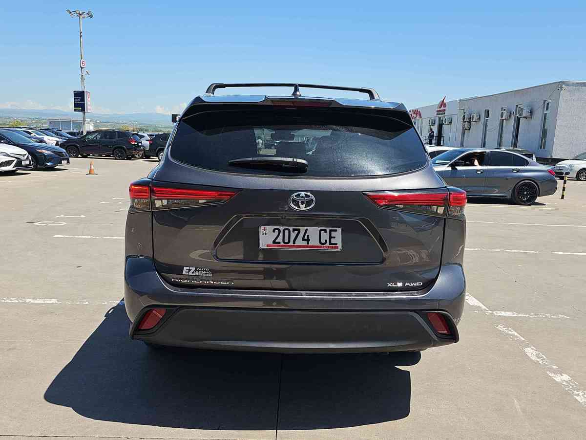 TOYOTA Highlander 2022 - 5