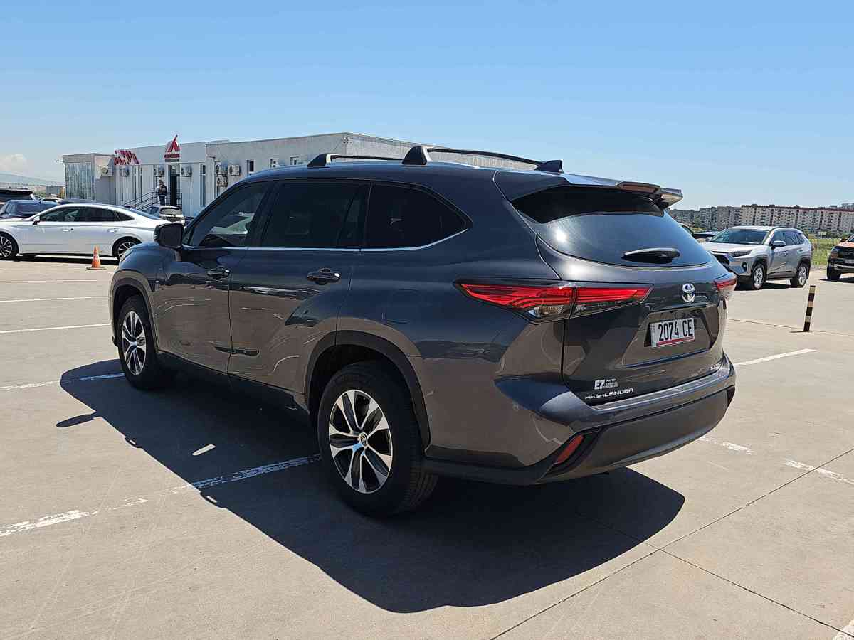 TOYOTA Highlander 2022 - 6