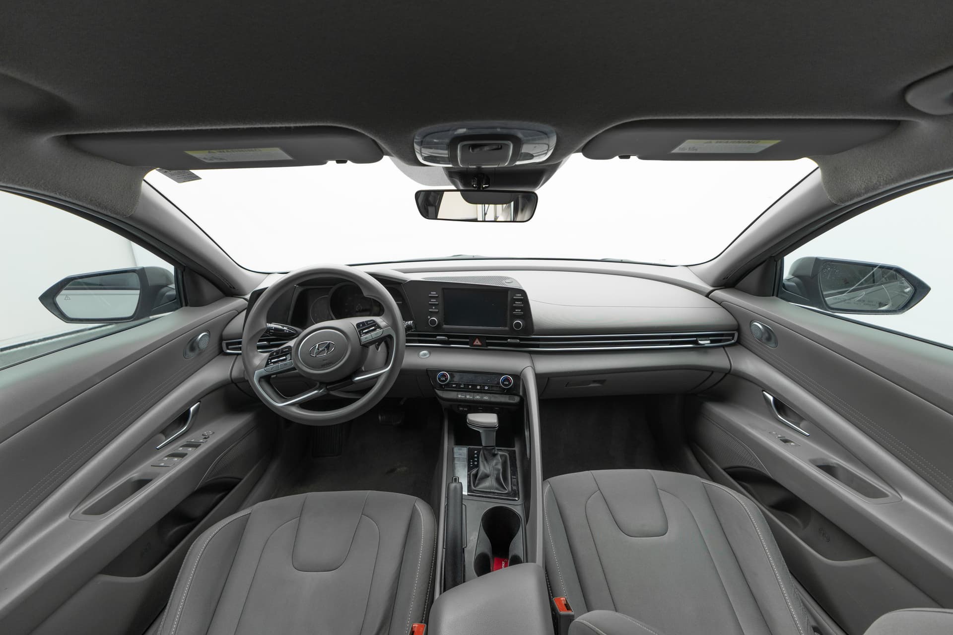 HYUNDAI Elantra 2023 - 9