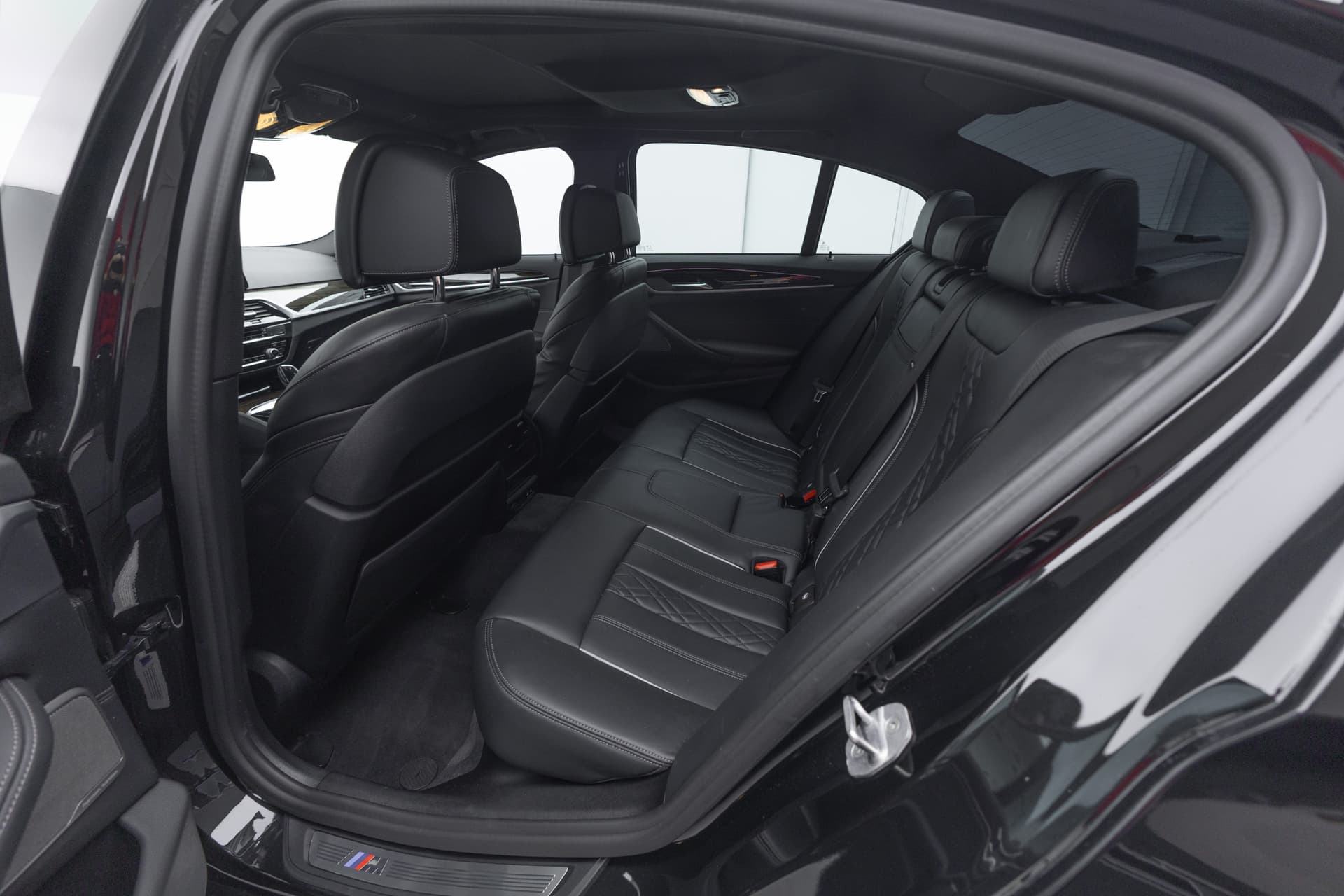 BMW 540i 2021 - 8
