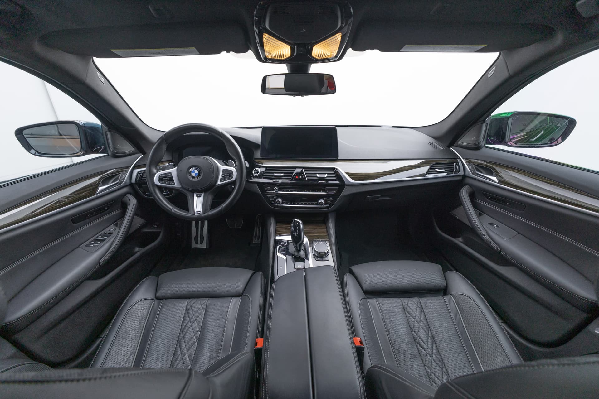 BMW 540i 2021 - 9