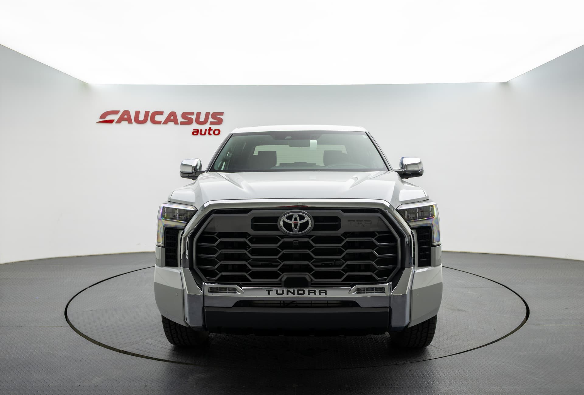 TOYOTA Tundra 2025 - 2