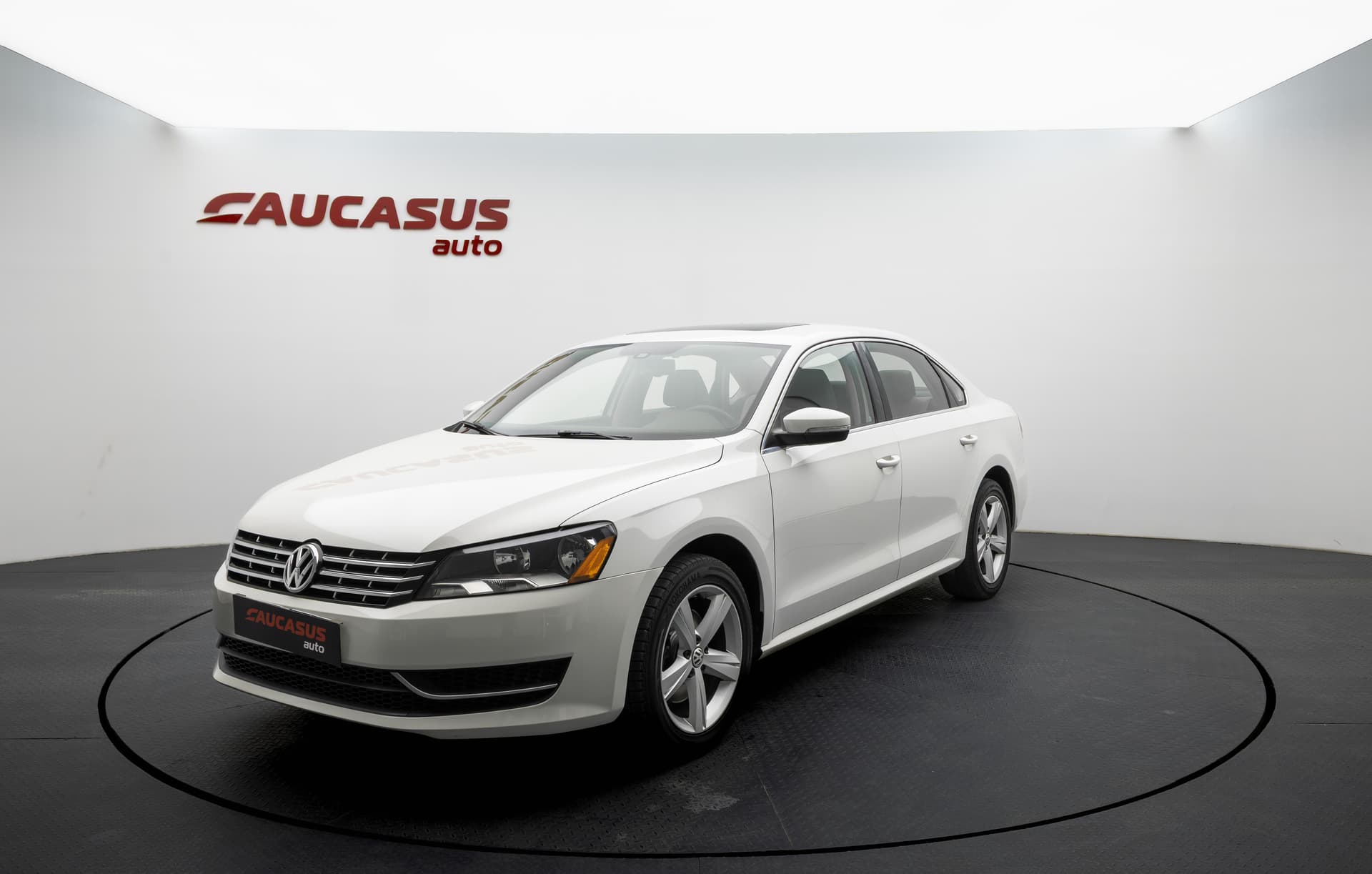 VOLKSWAGEN Passat 2014 - 1