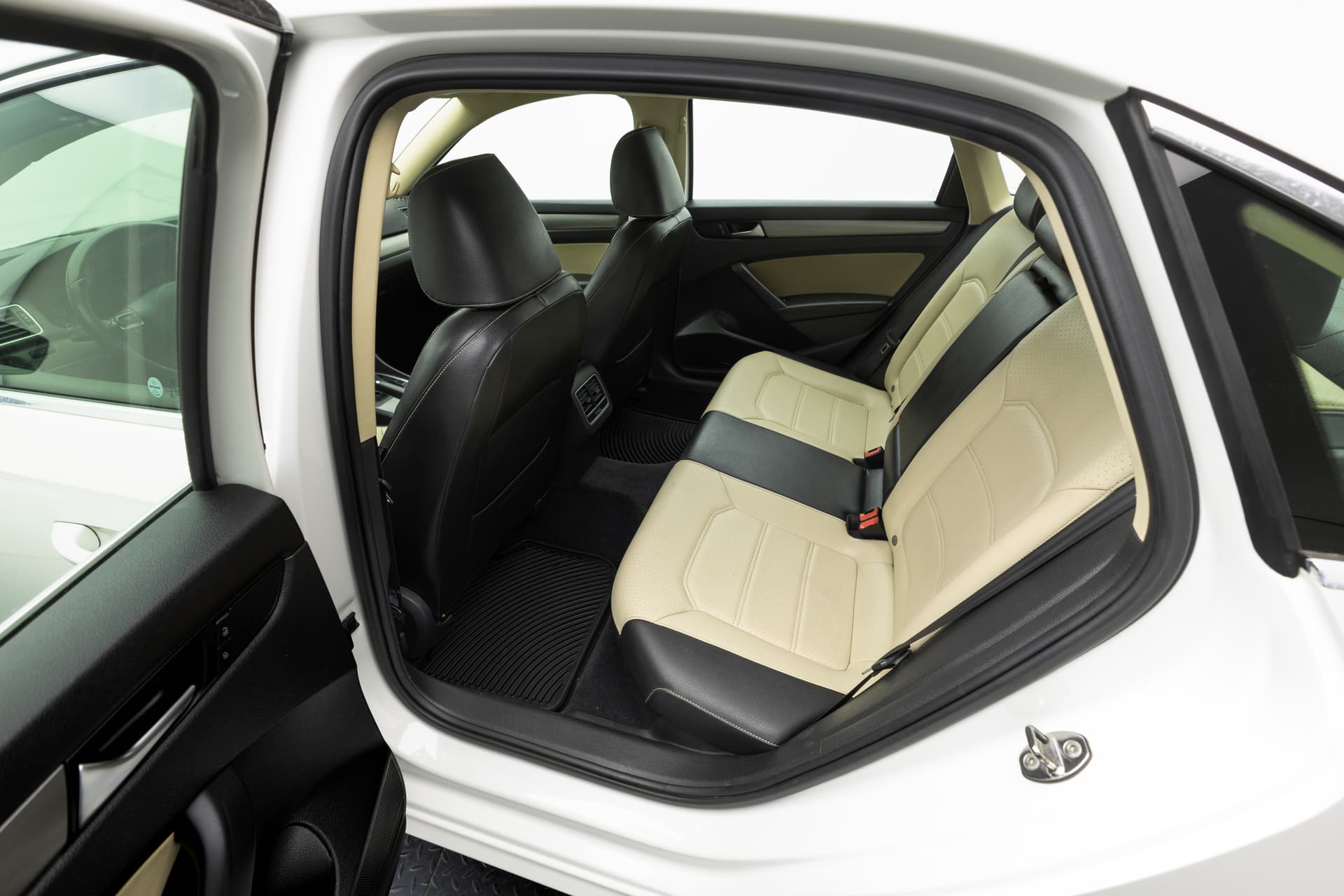 VOLKSWAGEN Passat 2014 - 2