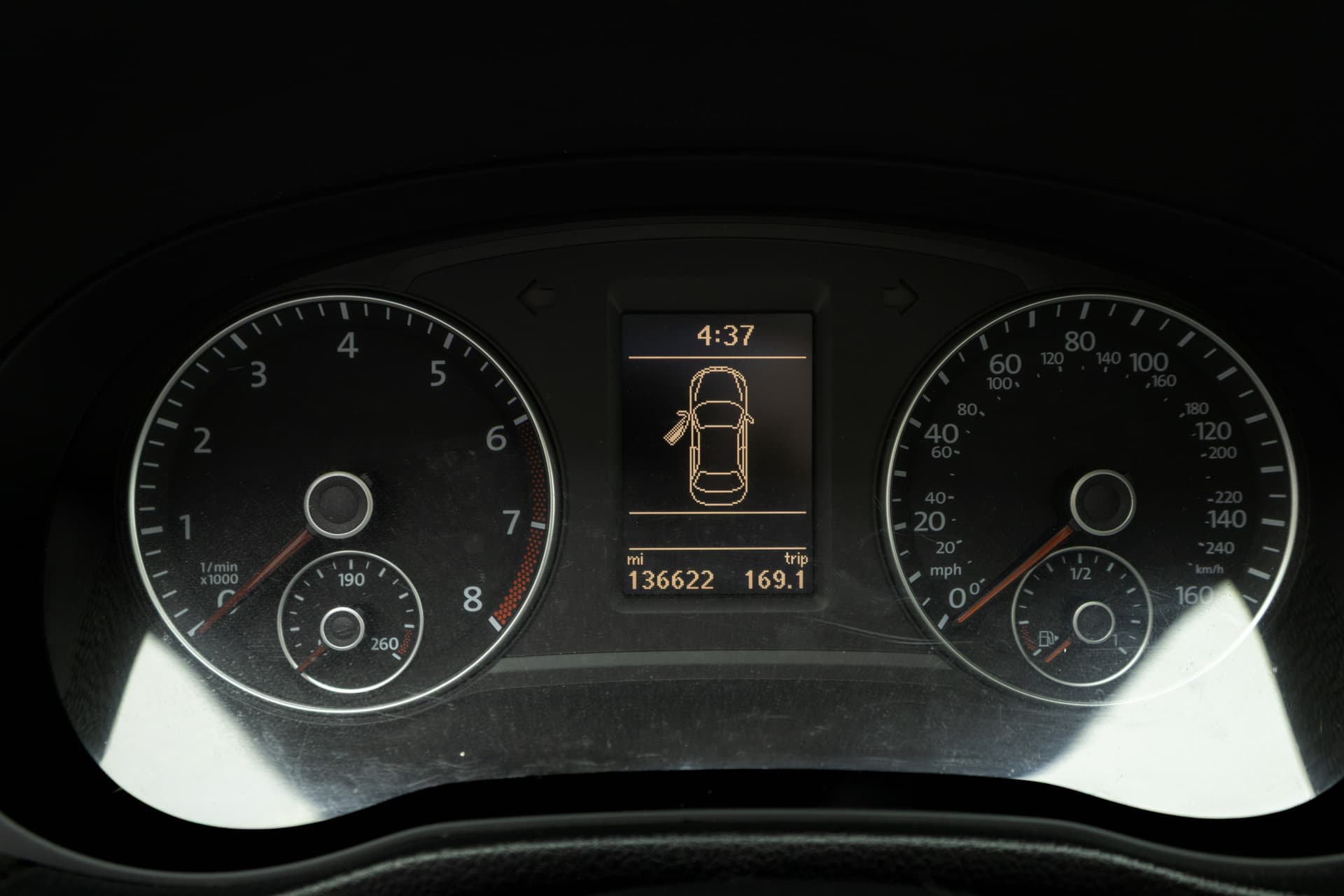 VOLKSWAGEN Passat 2014 - 9