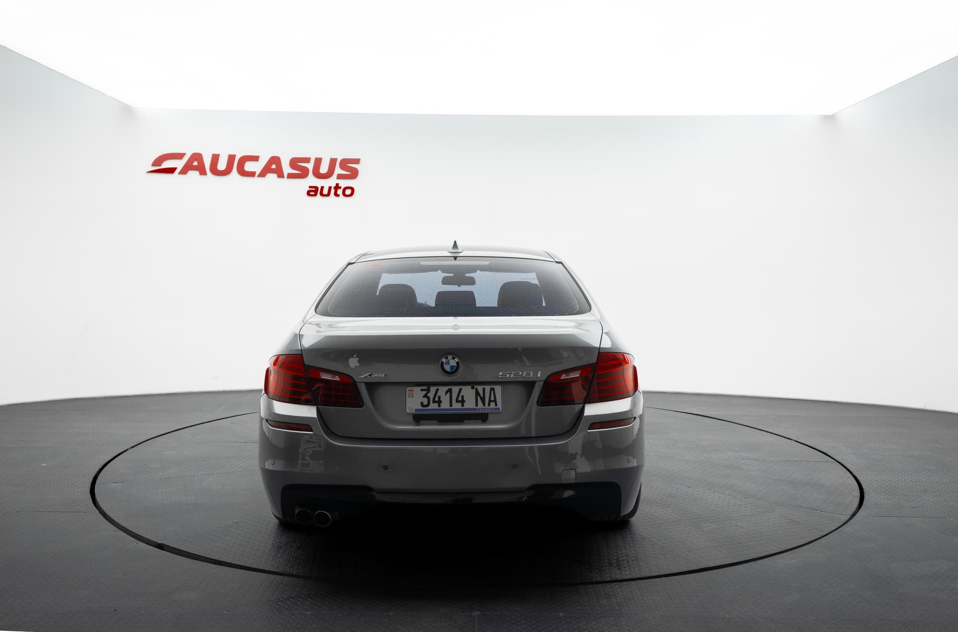 BMW 528i 2014 - 5